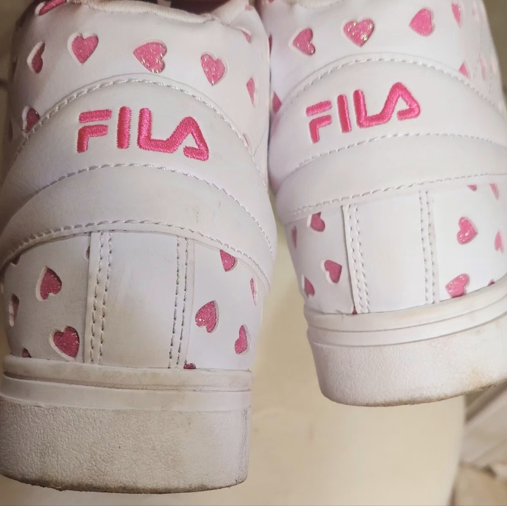 Womens Fila tennis shoes
